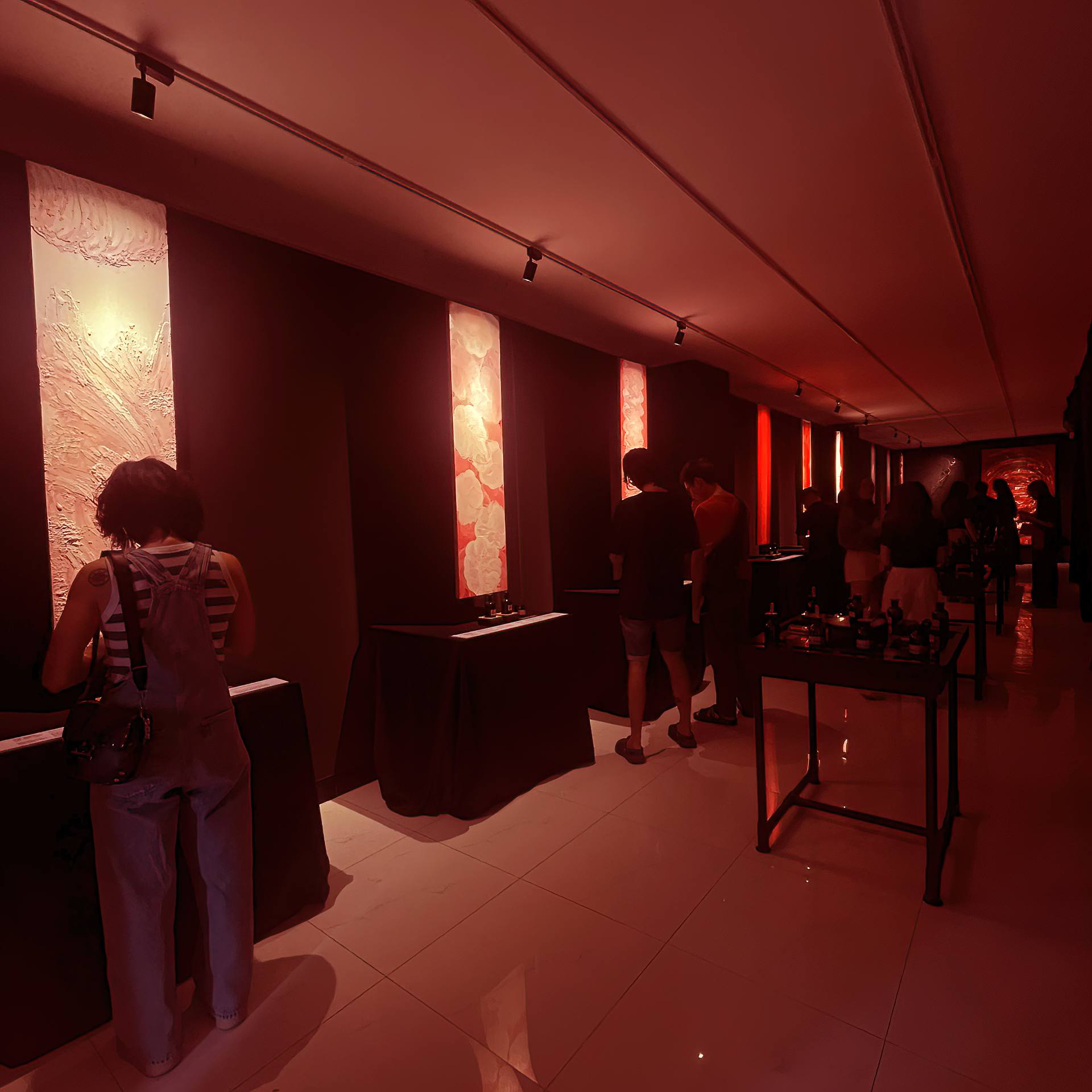 In Life Red Version installation moment